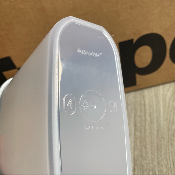 Tupperware Modular Mate oval 4 - Picture 2 of 2